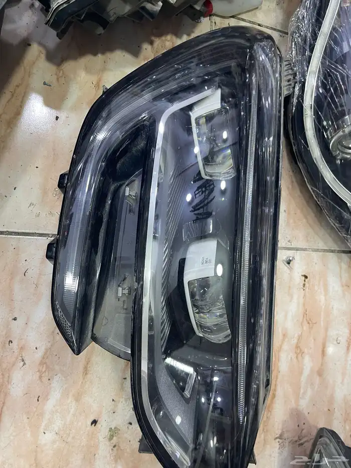 شمعات رينو ميجان 2013 1