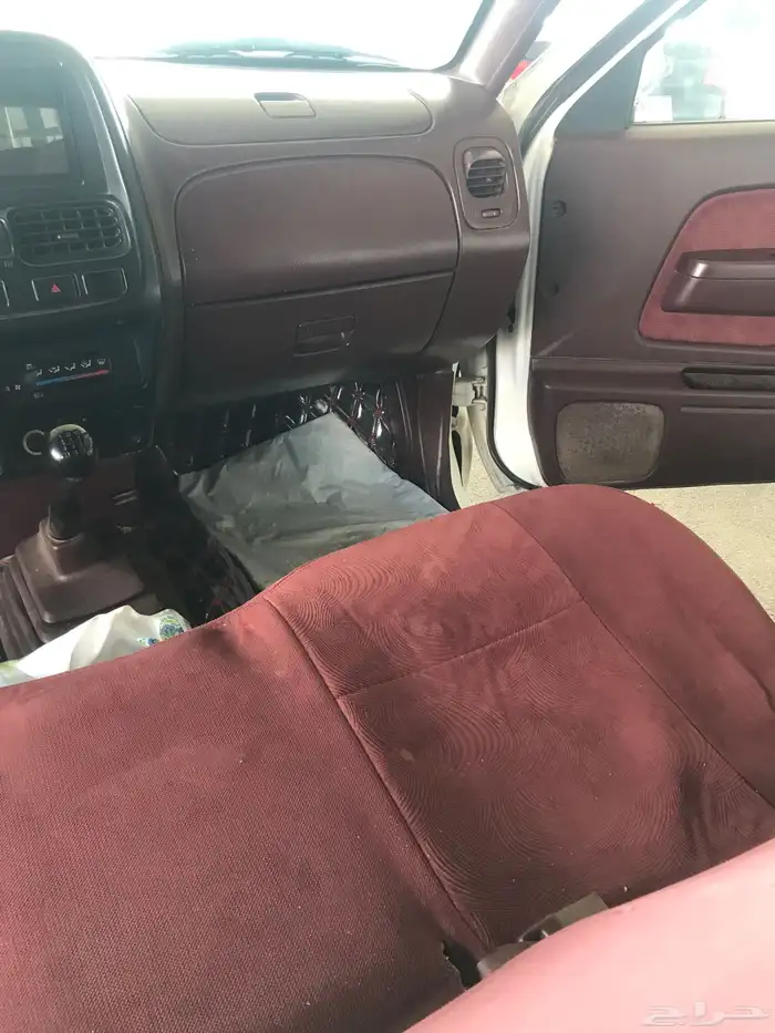 نيسان غمارتين GLموديل 2006 16