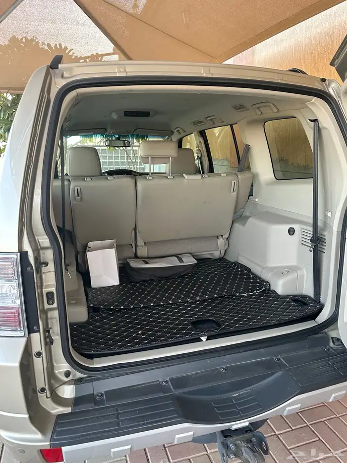 باجيرو 2020 ذهبي 5