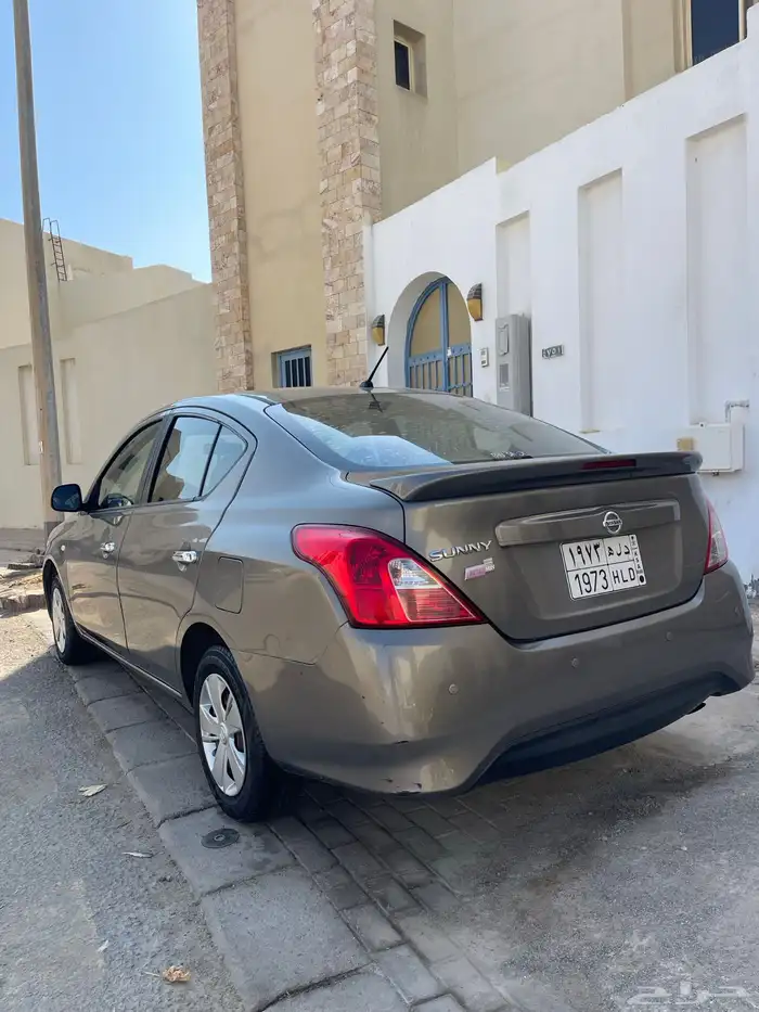 نيسان صني 2020 نظيفة جدا لايوجد ملاحظات عالشرط 5