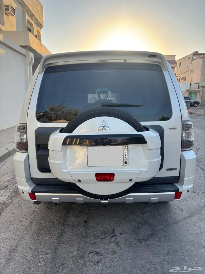 باجيرو 2014 نظيف علا الفحص 5