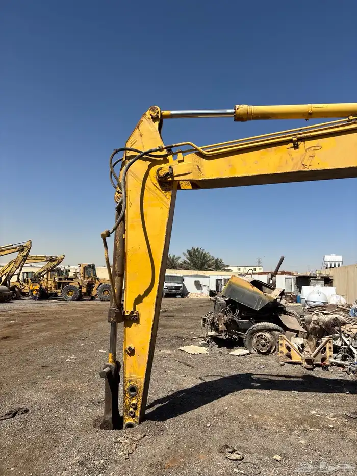 بوكلين كوماتسو موديل 2000 7