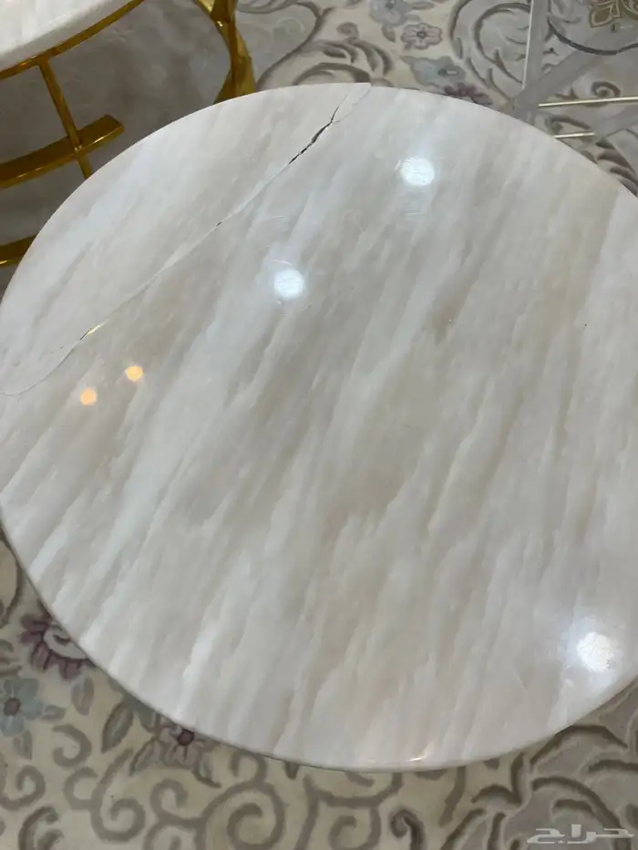 طاوله رخام اصلي مع طاولتين وطاوله اكريلك 4 0