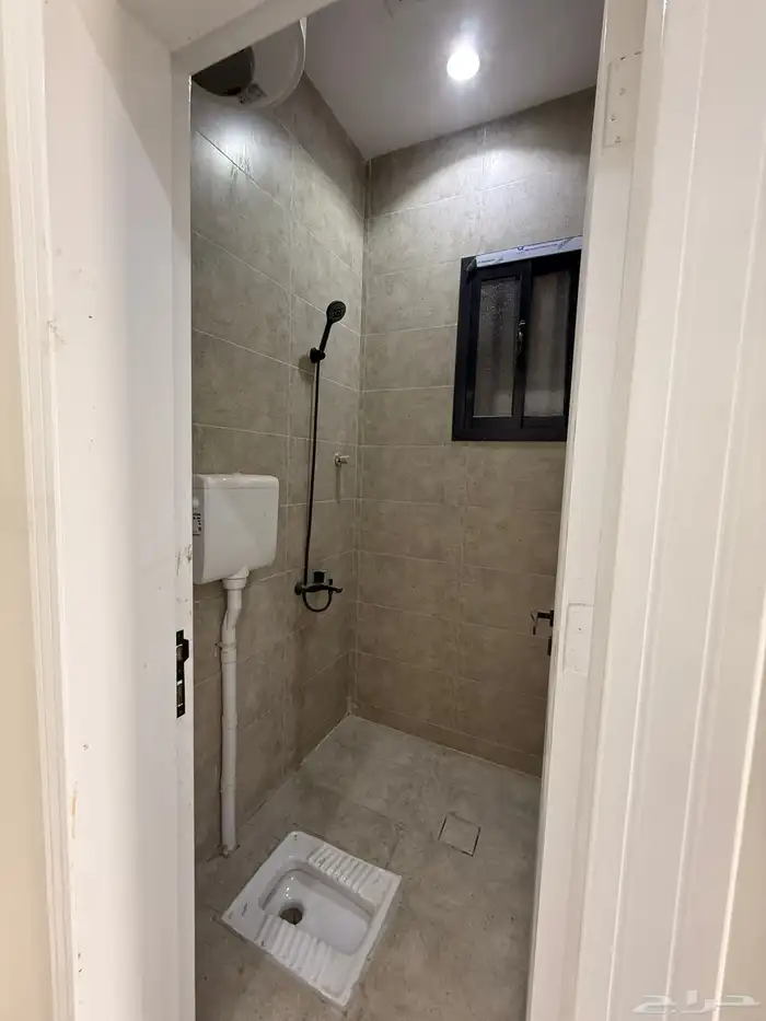 للبيع دور ارضي علي شارعين وشقق علويه بسطح خاص المحاله ابها 12