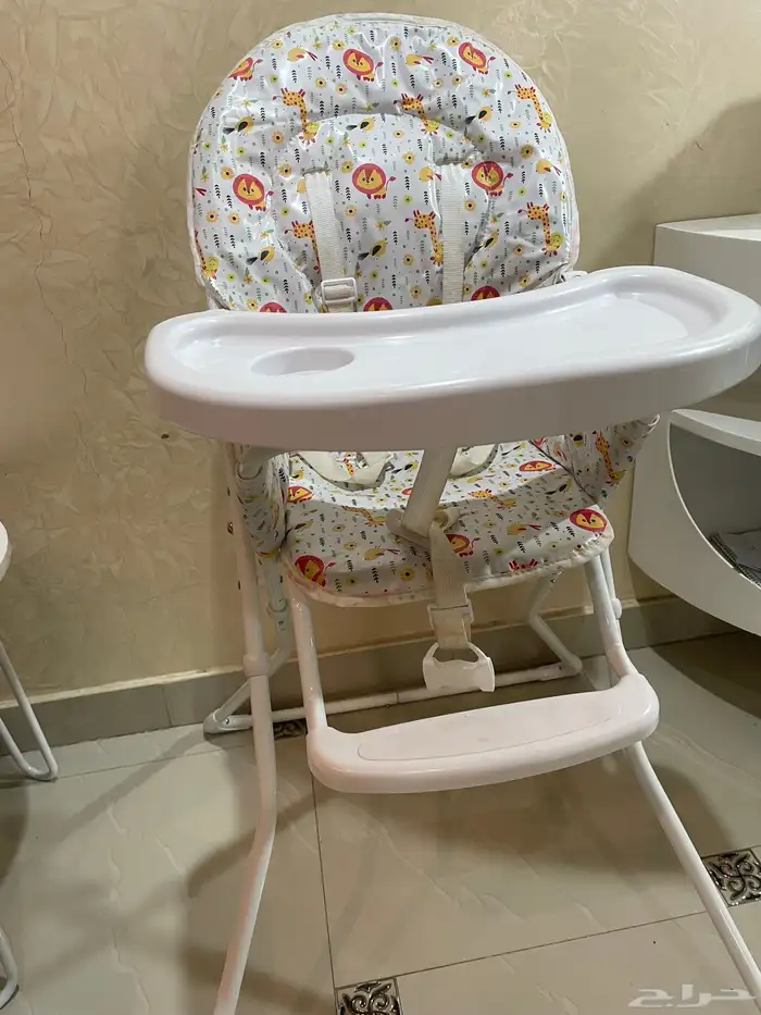 كرسي أطفال من سن 6 شهور إلى 3 سنوات شبه الجديد 0