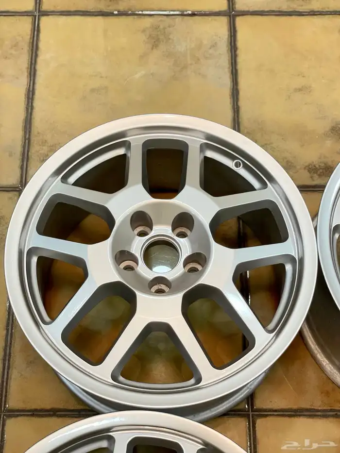 جنوط موستنق 5