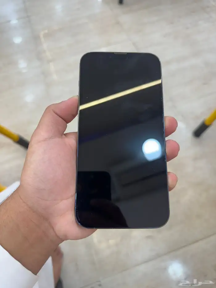 ايفون 13 بطارية 76 0