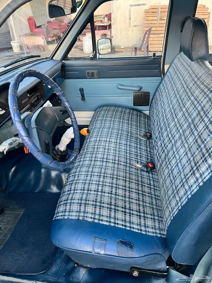 هايلوكس 1982 2