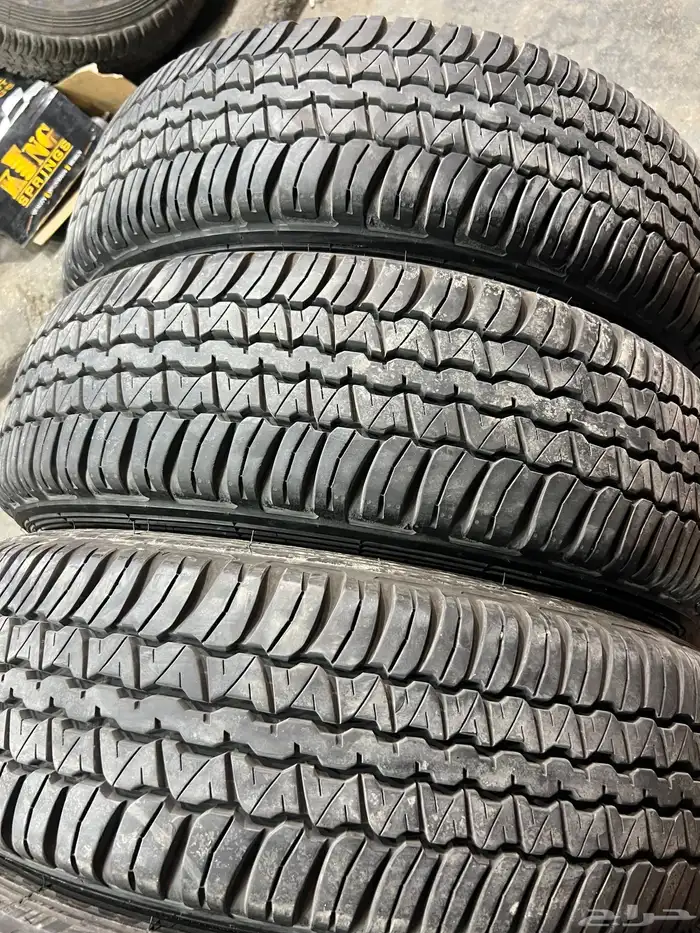 كفرات دنلوب مقاس 245 75 17 تاريخ 23 كفرات شبه الجديد 30