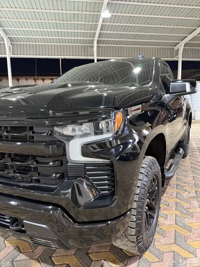 شيفورليه سلفراد تريل بوس بلاك موديل 2023 8