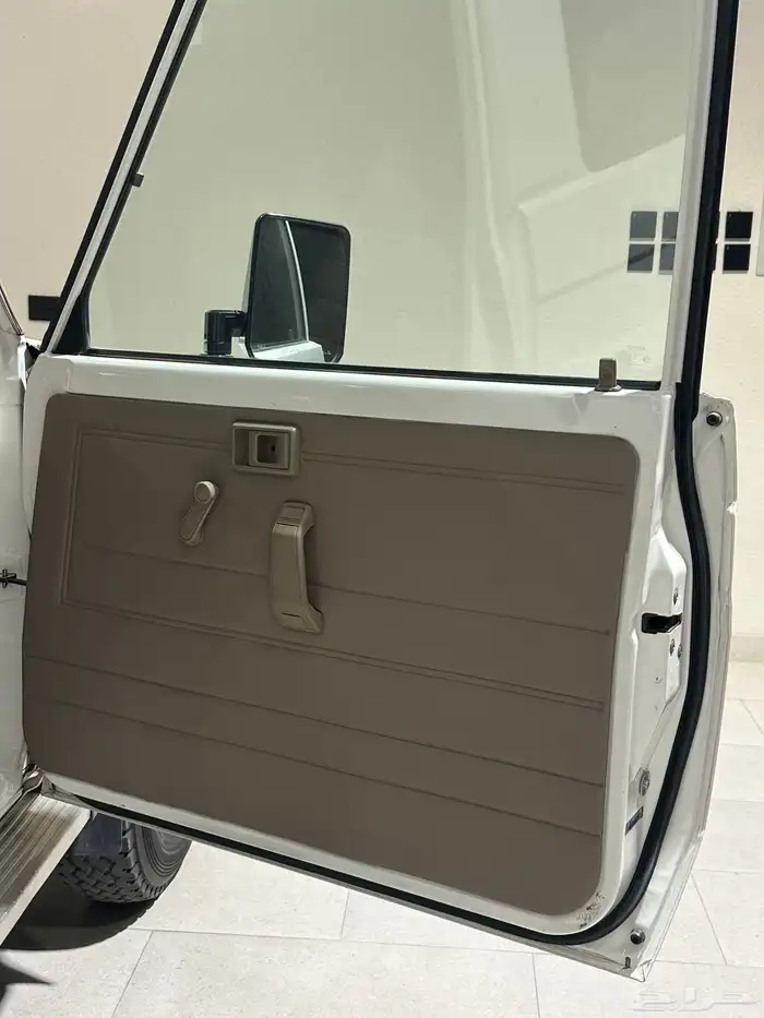 ربع 2004 مخزن ماشي 48 الف( تم البيع) 18