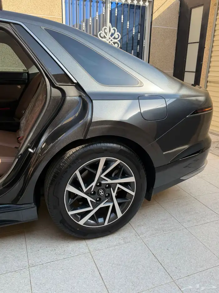 للبيع هونداي ازيرا 2024. - فئة كلاسيك . 3