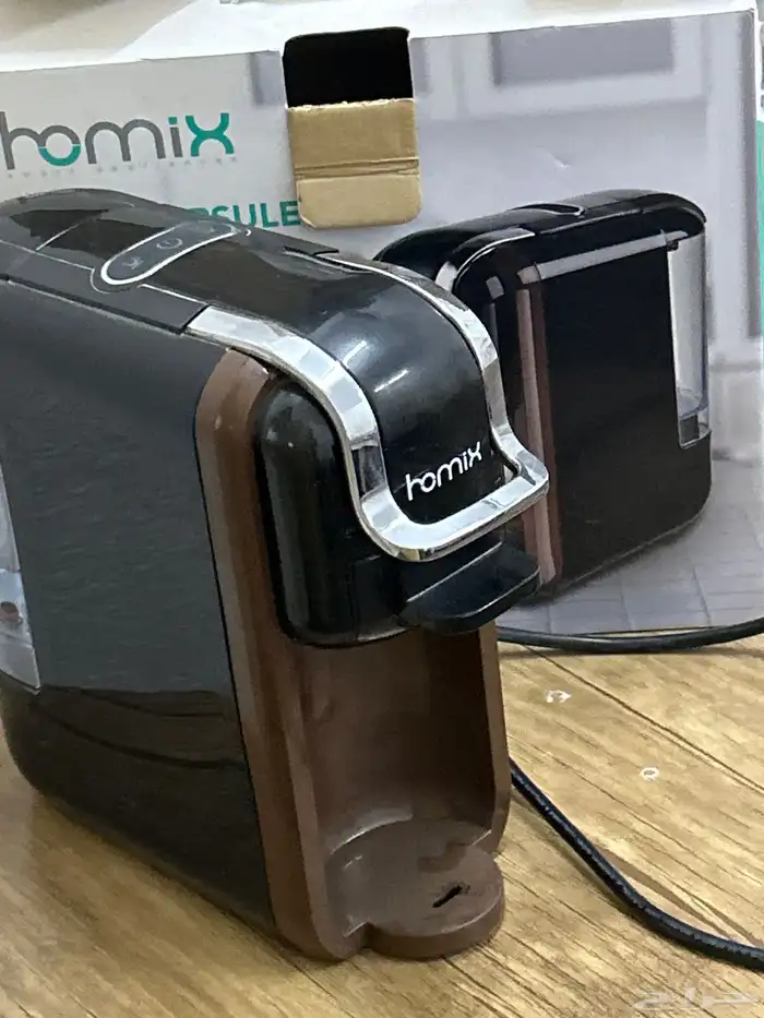 مكينه قهوه نظيفه معها ادوات  مستخدمه 2 0