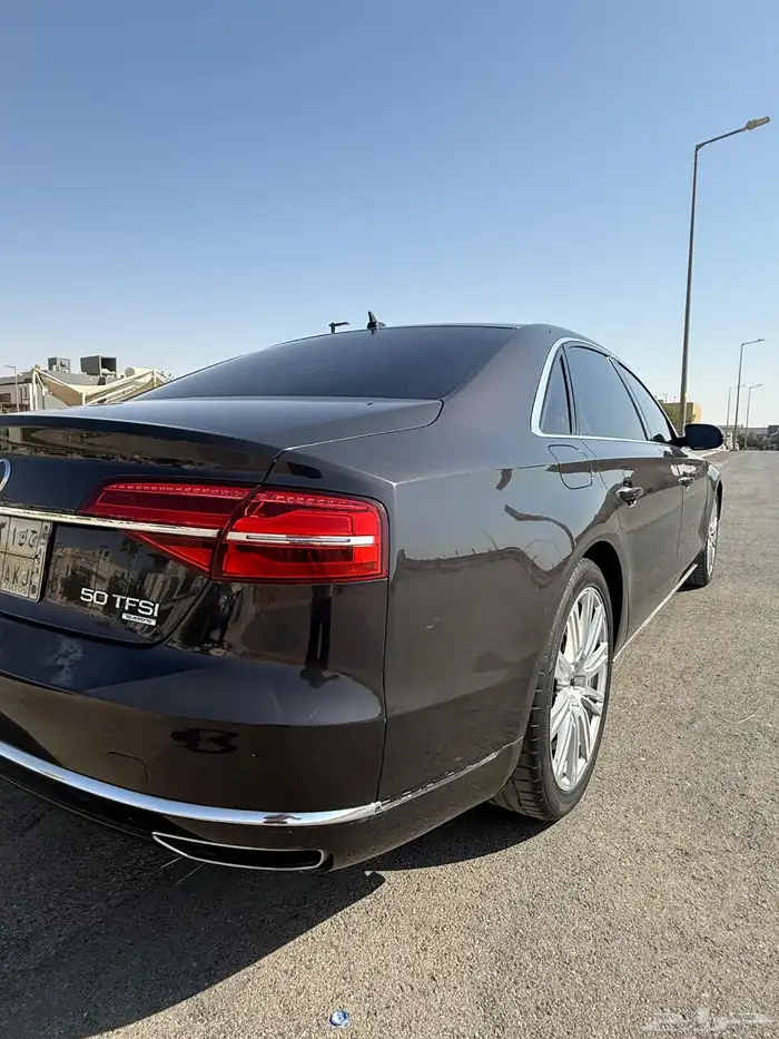 اودي A8 4