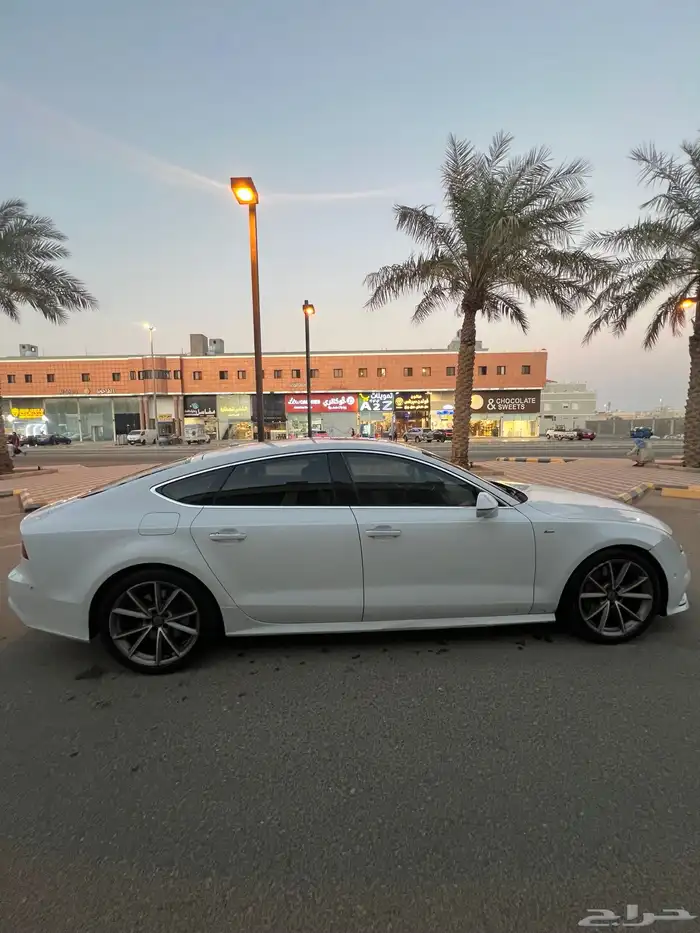 اودي اي 7 - Audi A7 line 2016 9