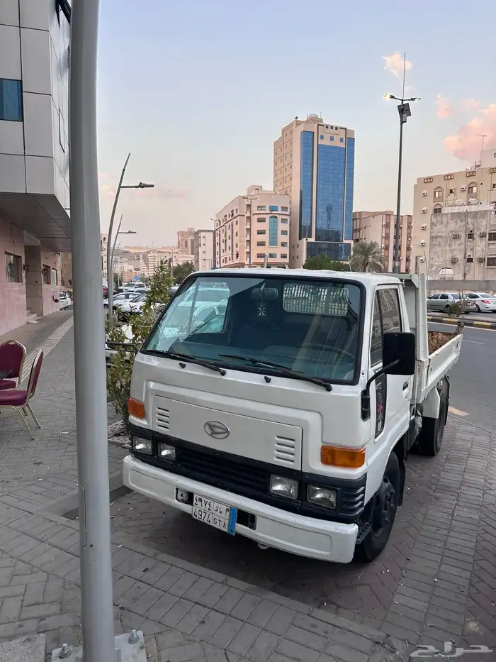 سيارة قلاب دايهاتسون 3