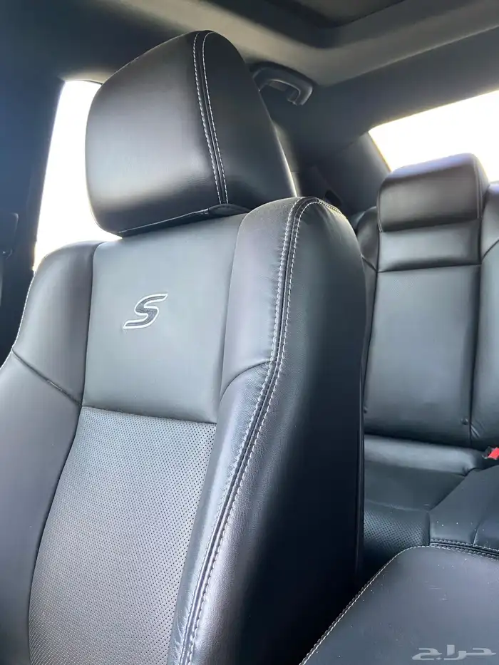 كرايسلر 300S 2023 2