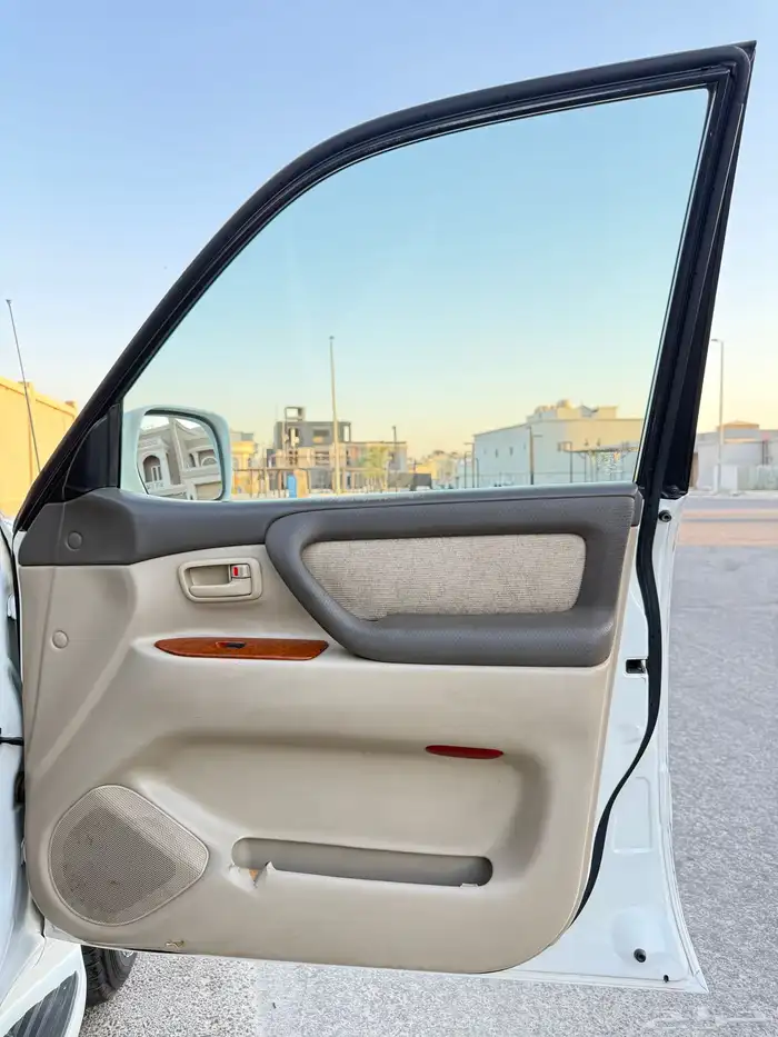 لاندكروزر GXR جكسار 2006 قير عادي فل بريمي 26