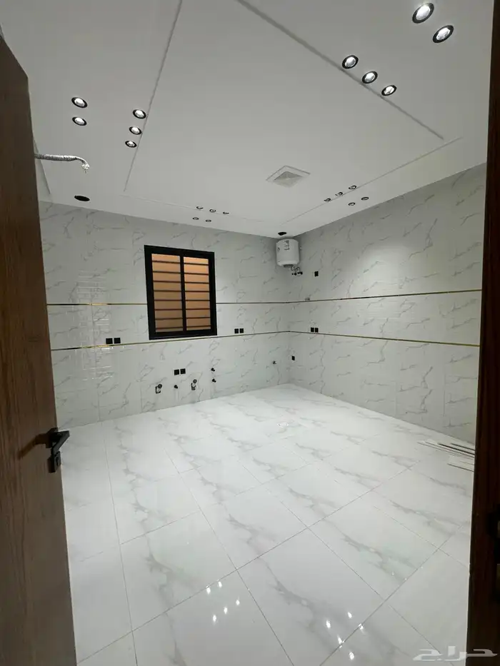 للبيع شقق علويه بموقع مكتمل الخدمات دره الموسي خميس مشيط 8