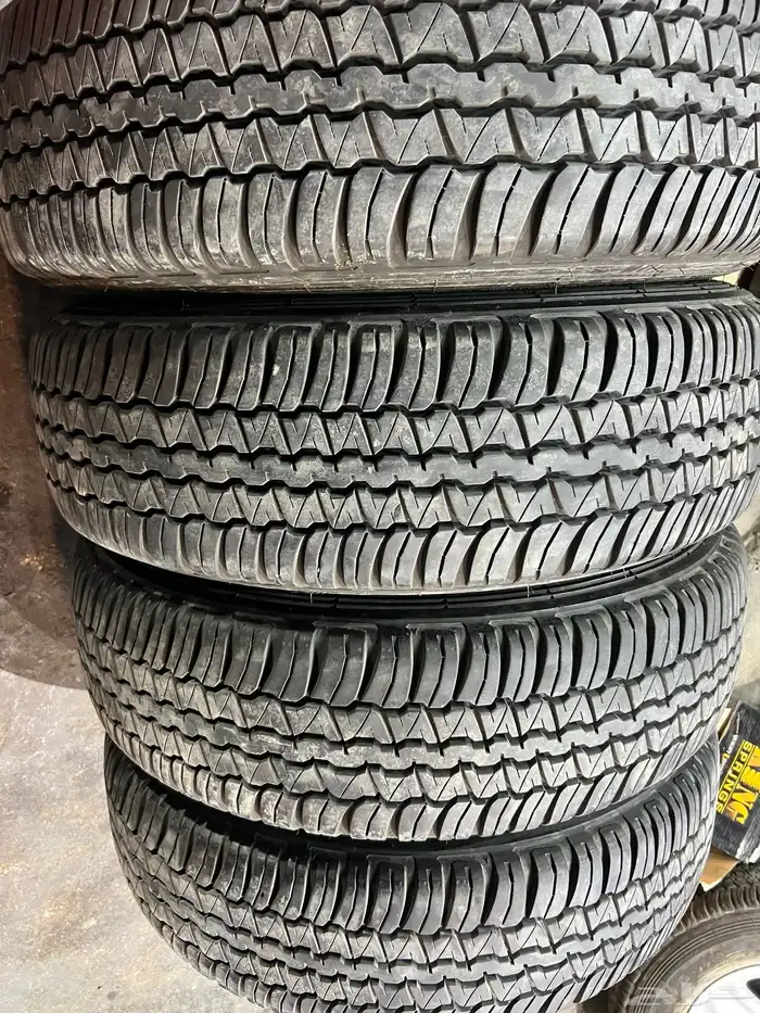 كفرات دنلوب مقاس 245 75 17 تاريخ 23 كفرات شبه الجديد 15