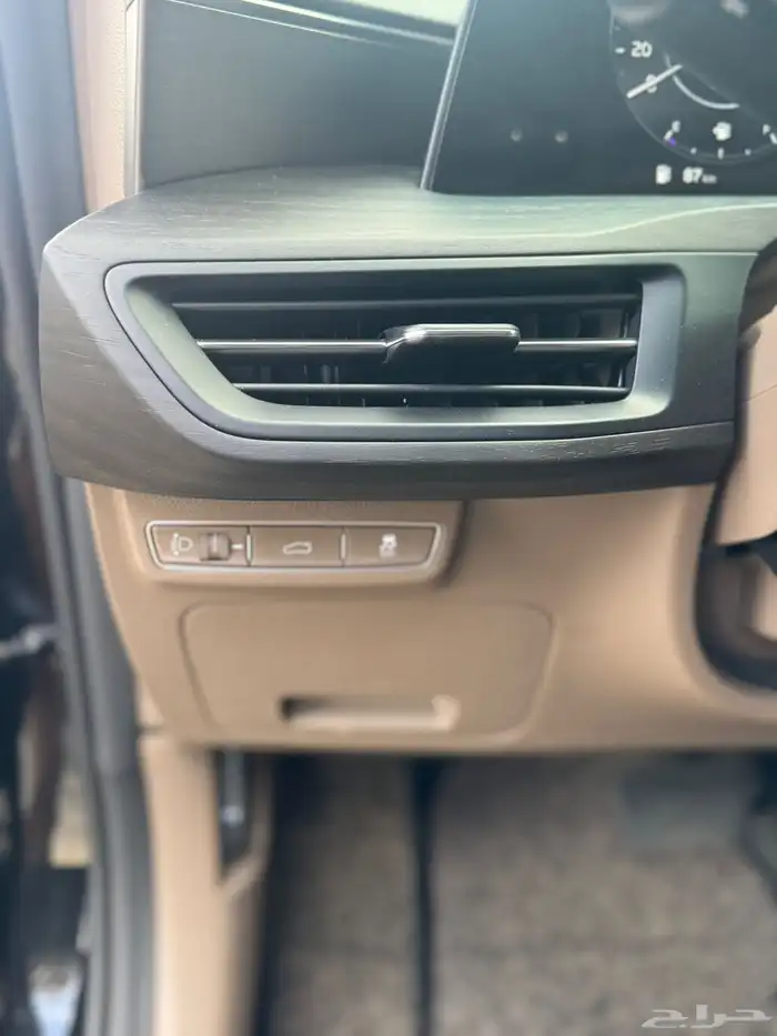 كيا k8 موديل 2022 6V (بحاله ممتازه) 11