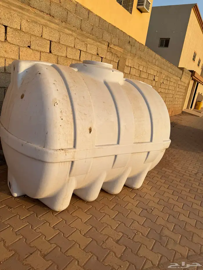 خزان ماء4000 لتر 1