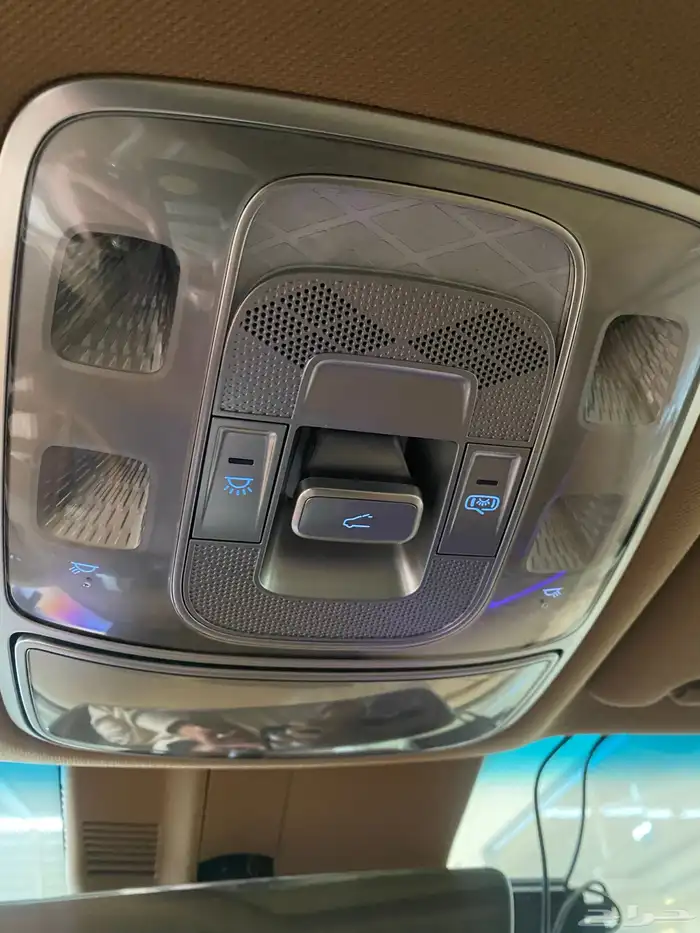 هيونداي جينسيس 16