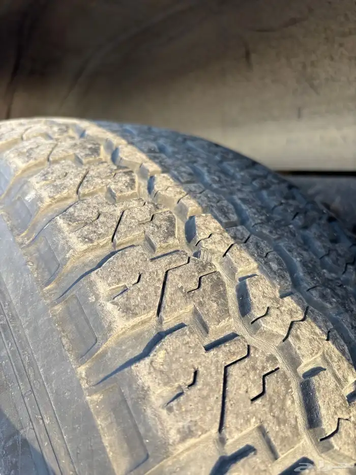 اربع دنلوب كفرات وخمس جنوط فيصل الحميد 0