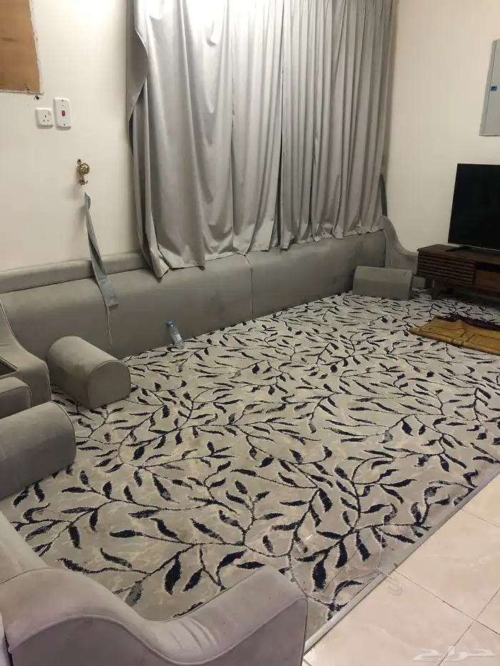 جلسة صالة ارضية مساند وستاره وفرشه 3