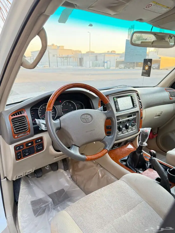 لاندكروزر GXR جكسار 2006 قير عادي فل بريمي 24