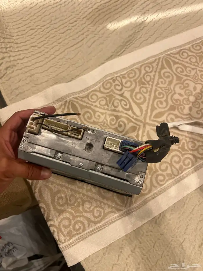 مسجل لاندكروزر ويركب على اغلب سيارات تويوتا 2