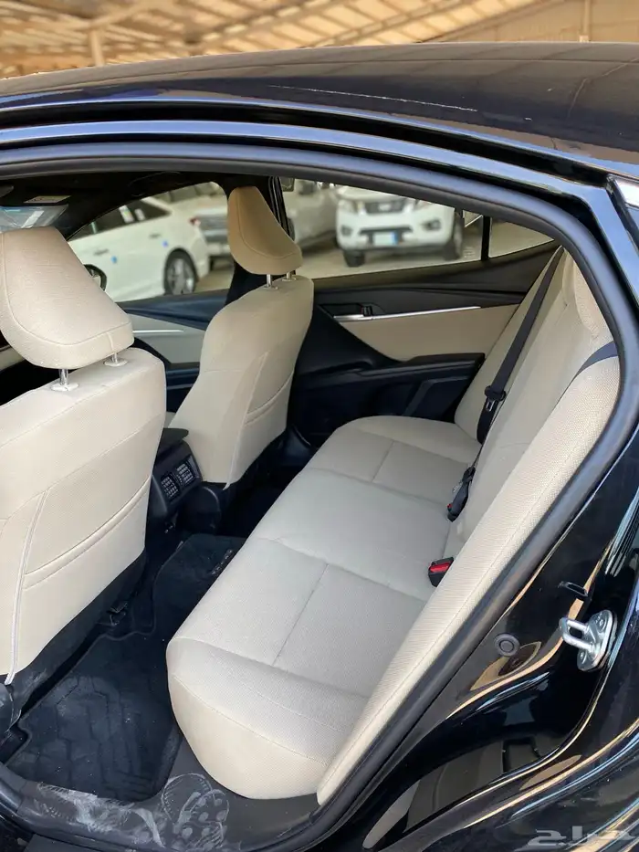 تويوتا كامرى E موديل 2025 ممشى 37 ألف كيلو متر 10