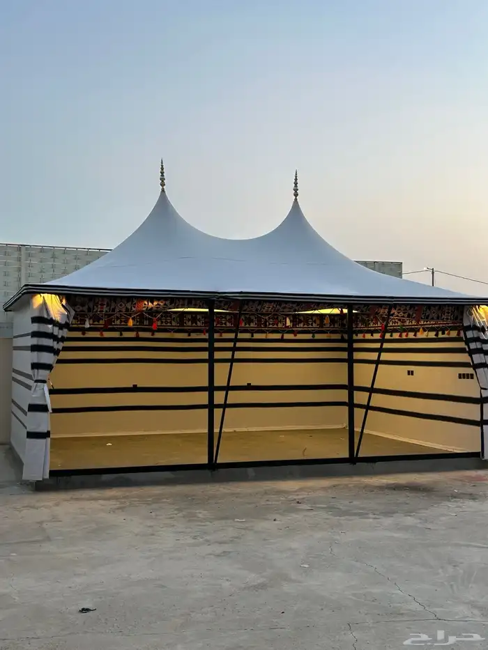 خيام الصقور الملكيه 4