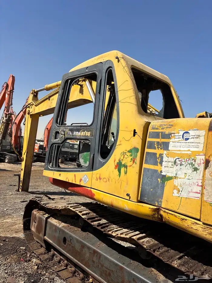 بوكلين كوماتسو موديل 2000 3