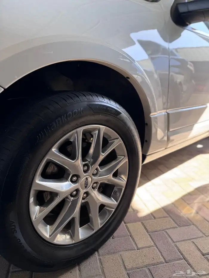 فورد اكسبيدشن 2015 فل كامل ليمتد 7