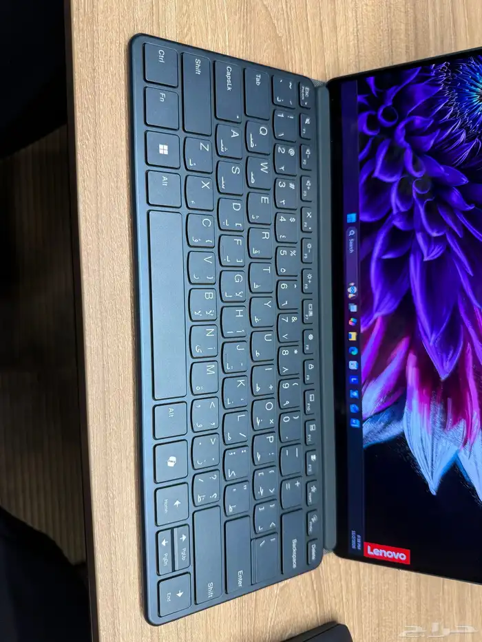 Lenovo Yoga Book 9i 18