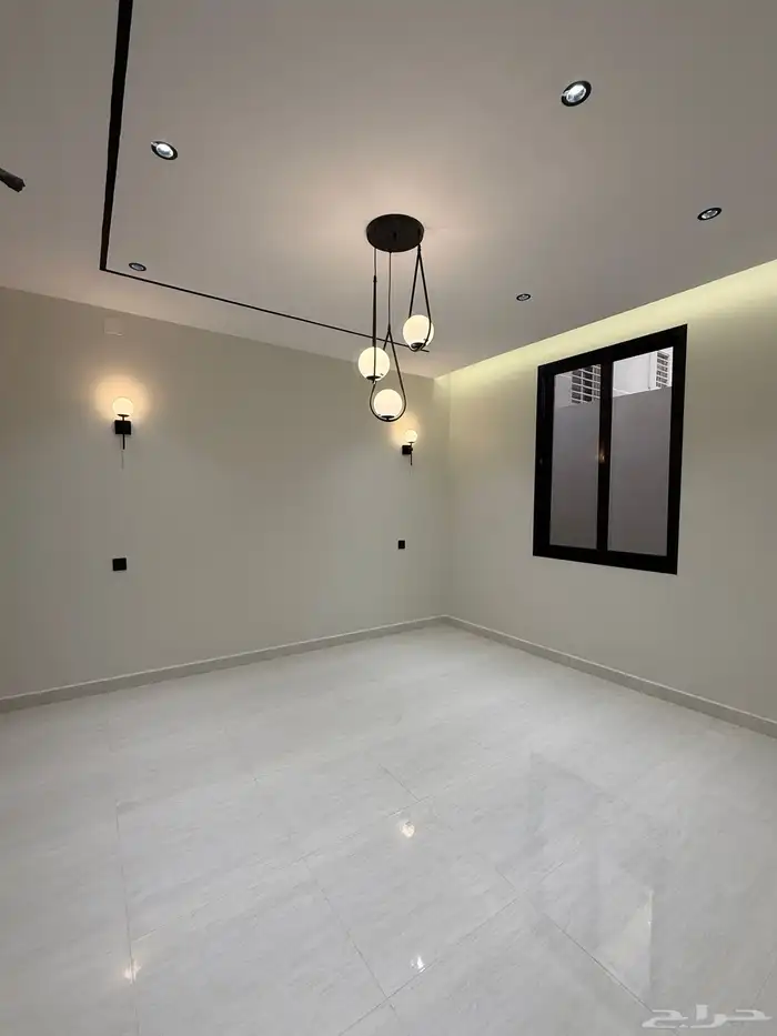 للبيع ارواف علويه وشقق ارضيه ببايكة سيارة ف احد رفيده 19