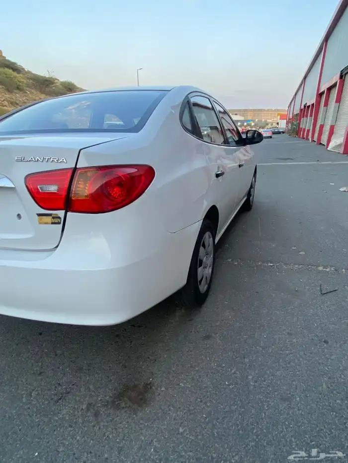 ( تم البيع ) النترا 2011 قير عادي ثاني مالك 5