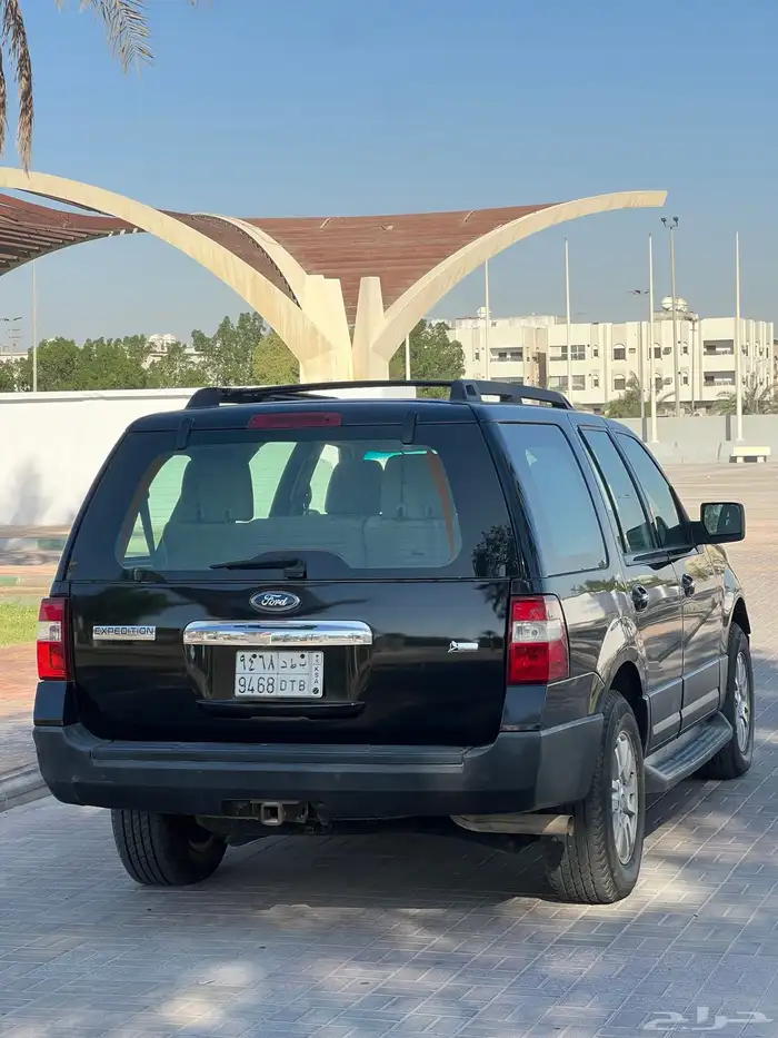 فورد اكسبيدشن قصير 2011 10