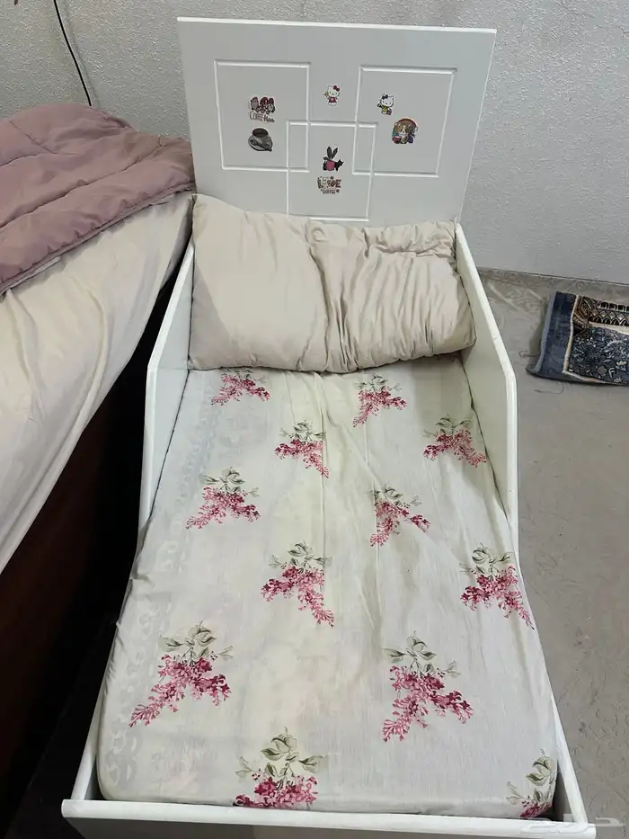 سرير نظيف لعمر سنه الى اربع سنوات 2