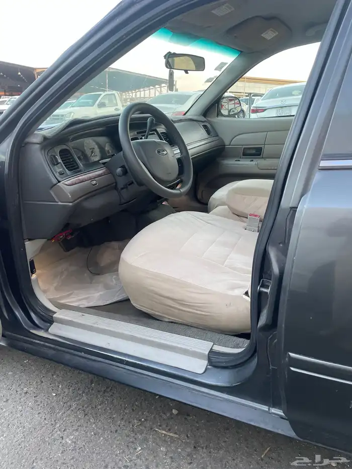 فورد كروان فيكتوريا 2