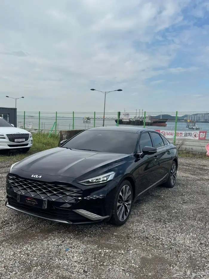 كيا k8 موديل 2022 6V (بحاله ممتازه) 2