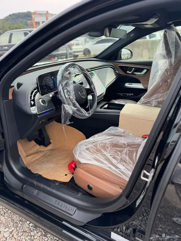 مرسيدس E200موديل 2025 (اصفار) 15