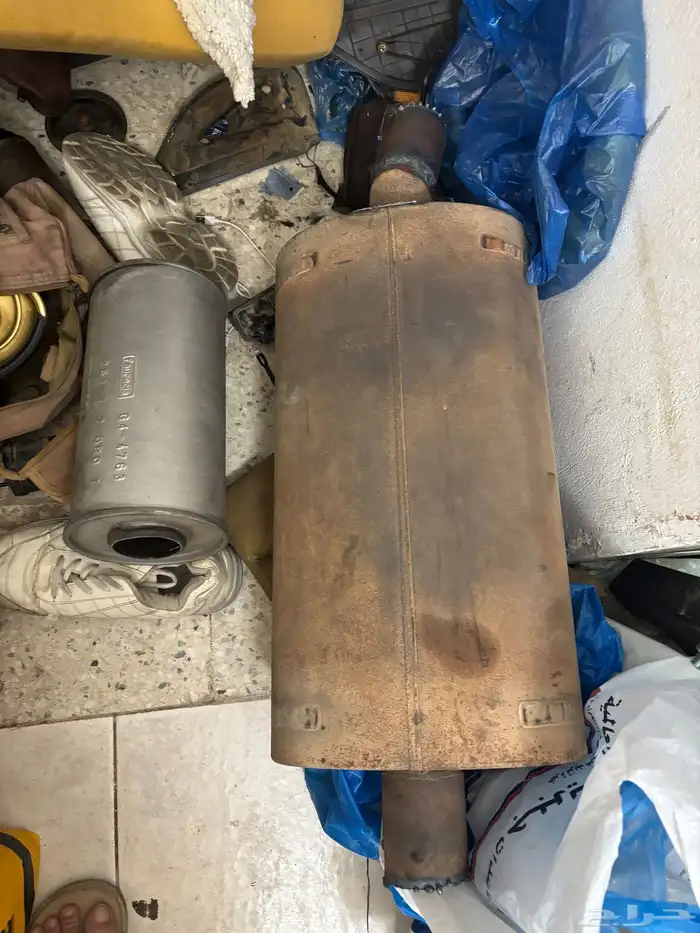 للبيع تكاية يوكن او تاهو نظيفة وكذالك يوجد دبة وسطيه واخيره 5