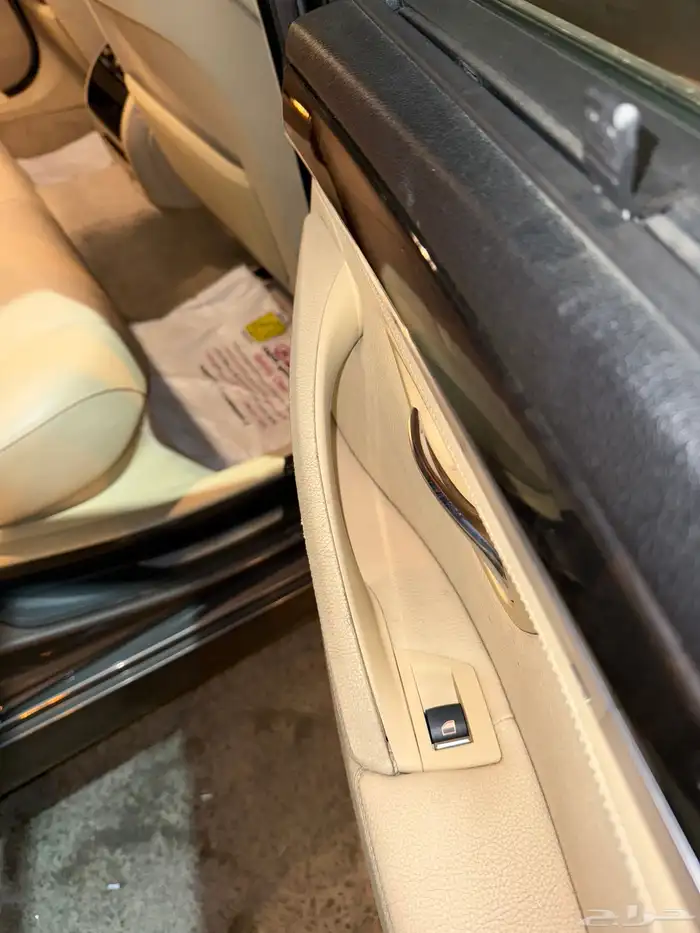 بي ام 520i فل كامل 14