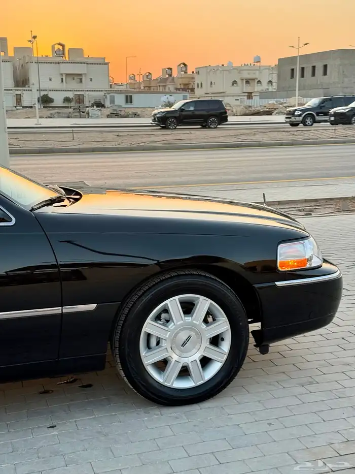 لينكون تاون كار لارج L ( مخزن 95الف ) سعودي 2011 بدي وكالة 7