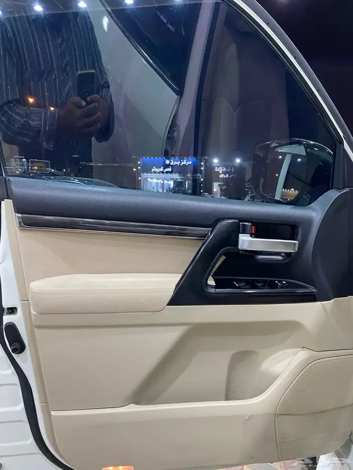 لاندكروزر جي اكس آر V8 المديل2021 العدد 70 الف 12
