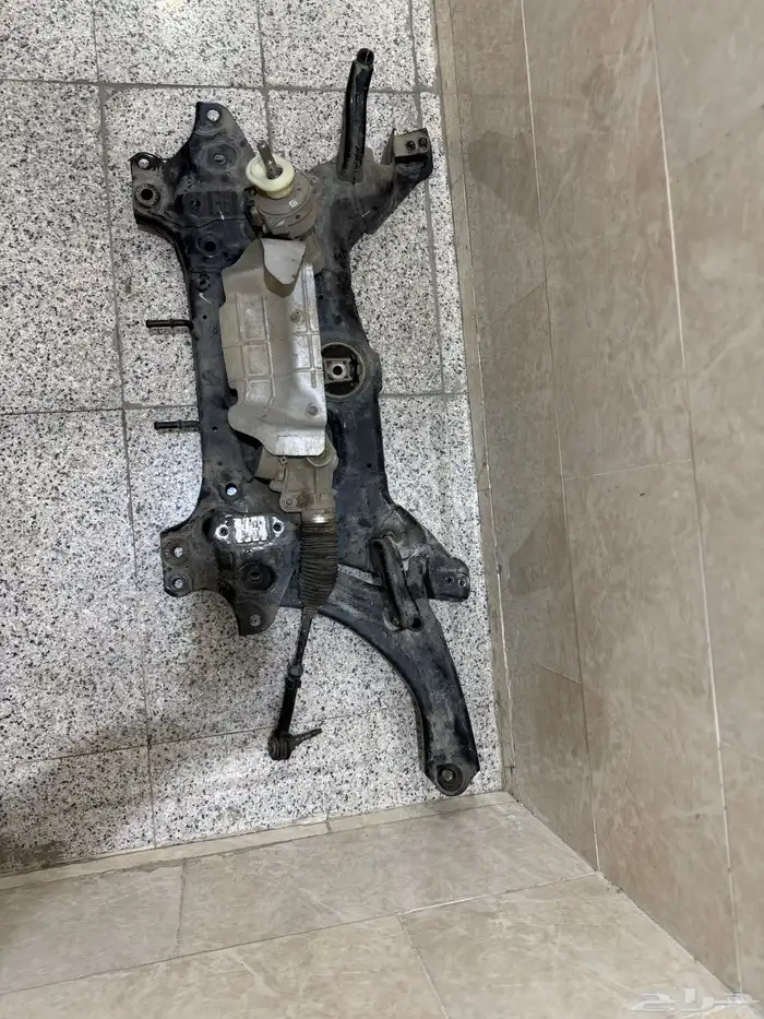 كمر ودودة جي اي سي امباو 2024 1