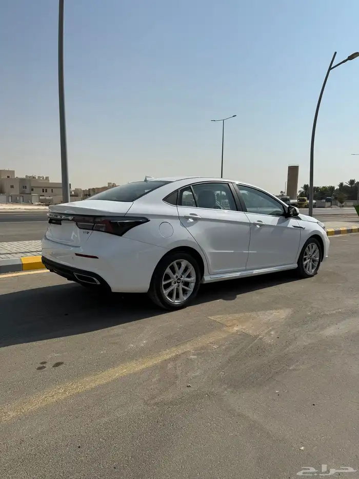 للبيع شيري اريزو 6 شبه اصفار 2024 5