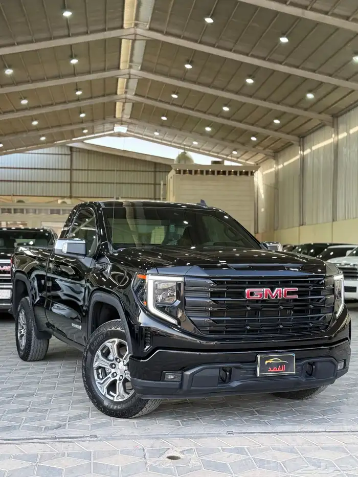 جي ام سي - سييرا - 2023 - الفيشن 4